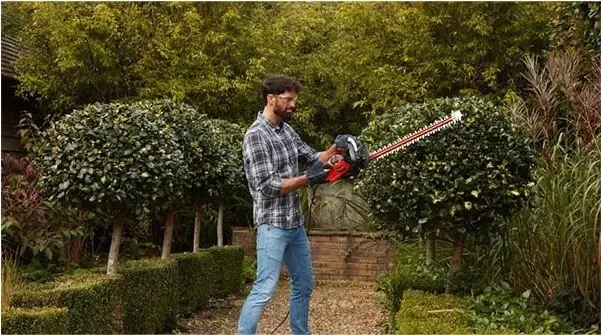 Кусторез Black+Decker 500 Вт полотно 55 cм шаг зуба 22 мм  BEHTS401-QS