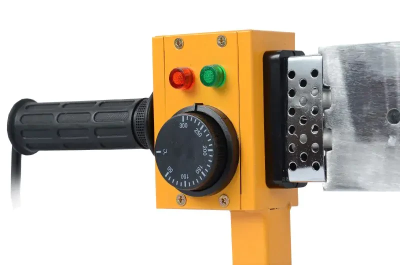 Паяльник для пластиковых труб Machtz MPW-1200, 1200 Вт, рабочая температура 50-300 °С, 6 насадок, кейс