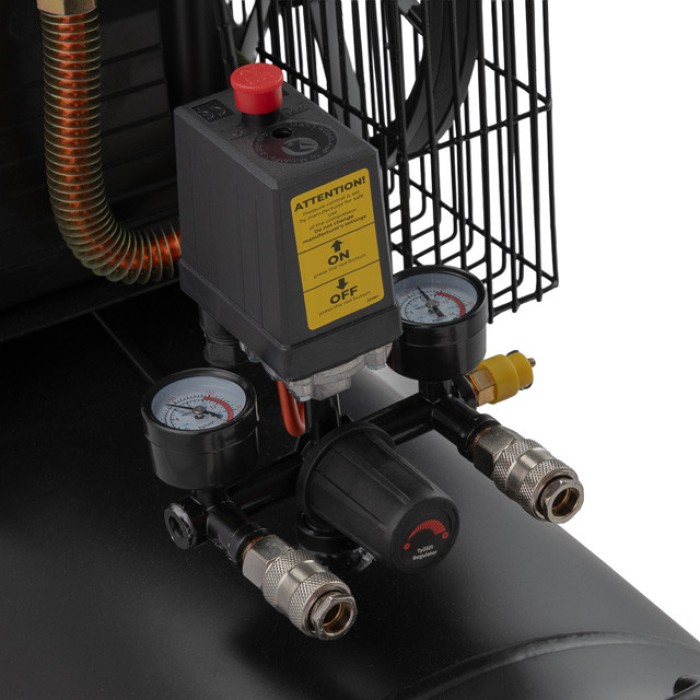 Компресор INTERTOOL PT-0012, 100 л, 1.8 кВт, 220 В, 10 атм, 250 л/хв