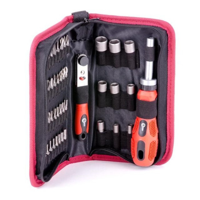 Викрутка реверсивна з комплектом насадок і трещеткой INTERTOOL VT-1048