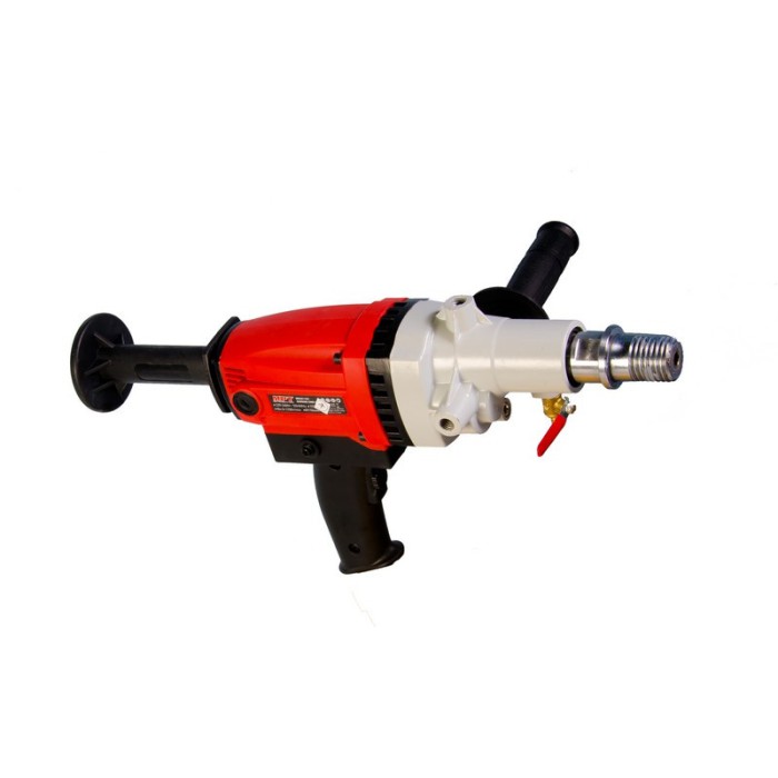 Дриль алмазного буріння MPT MDCD1103 PROFI, 110мм, 1500Вт, 0-1700 об/хв, вод. охо., захист від перевантаження.