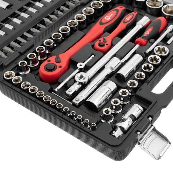 Набір інструментів INTERTOOL ET-6108, Cr-V 1/2