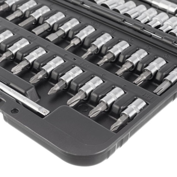 Набір інструментів INTERTOOL ET-8046 1/4