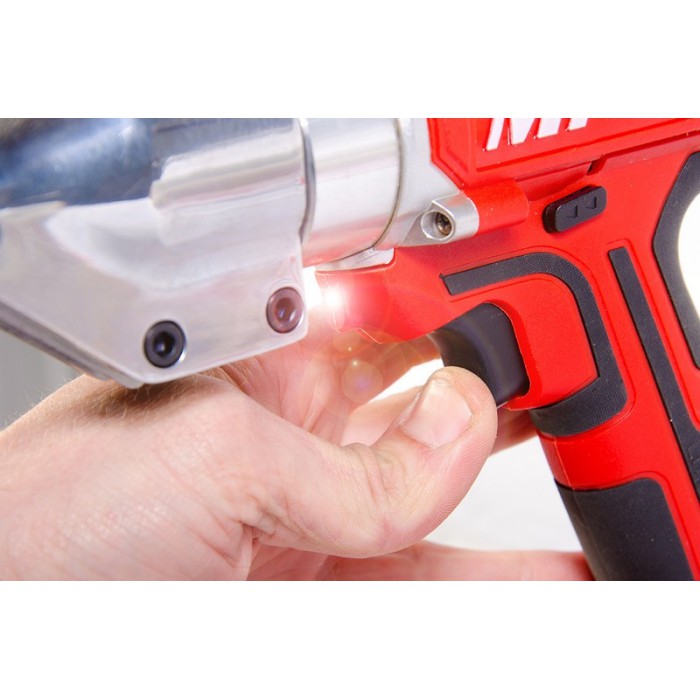 Ножиці по металу акумуляторні MPT MCS2150.A1, 21, Li-ion,1.5 Ач, 2 шв., сумка Ножиці по металу акумуляторні MPT MCS2150.A1, 21, Li-ion,1.5 Ач, 2 шв., сумка