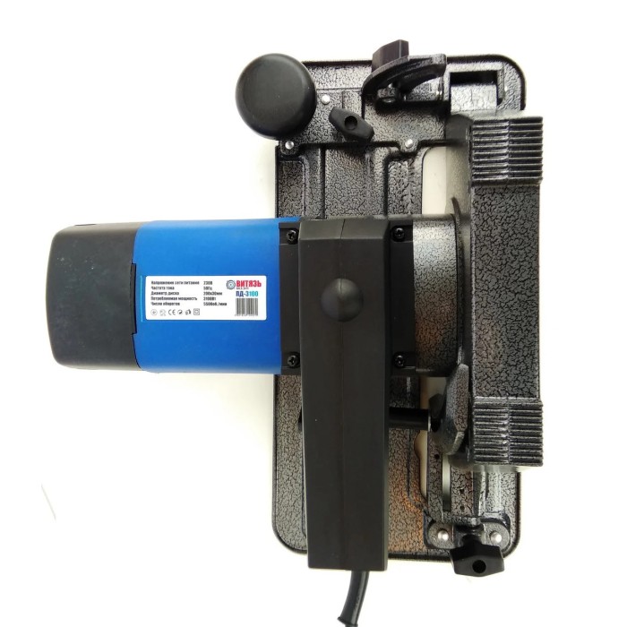 Пила дискова Витязь ПД-3100 (диск 200 мм, можливість стаціонарного кріплення) Пила дискова Витязь ПД-3100 (диск 200 мм, можливість стаціонарного кріплення)