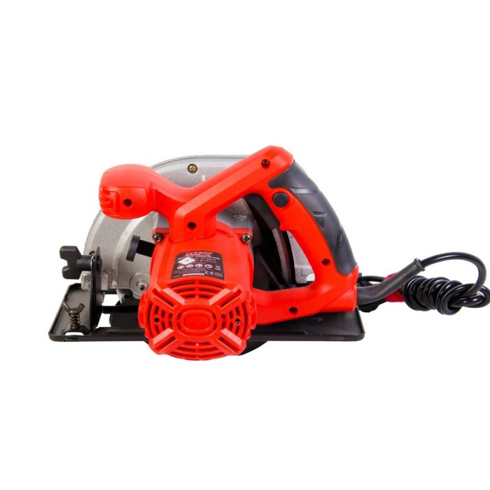 Пила циркулярна MPT MCS1803 PROFI, 1380 Вт, 185*20 мм, 5300 об/хв, пропил 65 мм, 45-90*, аксес. 2 шт. Пила циркулярна MPT MCS1803 PROFI, 1380 Вт, 185*20 мм, 5300 об/хв, пропил 65 мм, 45-90*, аксес. 2 шт.