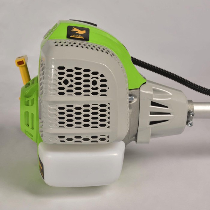 Бензиновий тример Gärtner BCG-3045, 3 кВт, 4.1 л. з, 52 см3, ширина скосу ліска/ніж 480/255 мм, бак 1.2 л.