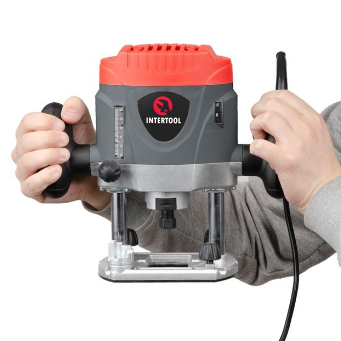 Фрезер INTERTOOL DT-0950, 1200 Вт, 8000-28000 об/хв, цанга 6/8 мм, макс глибина 52 мм