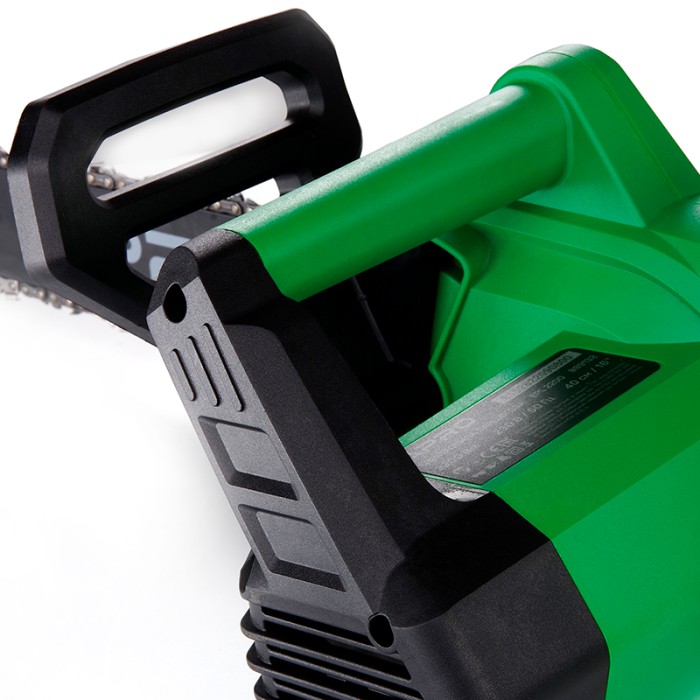 Електропила ланцюгова APRO EPL 2200,2200 Вт, шина 405 мм