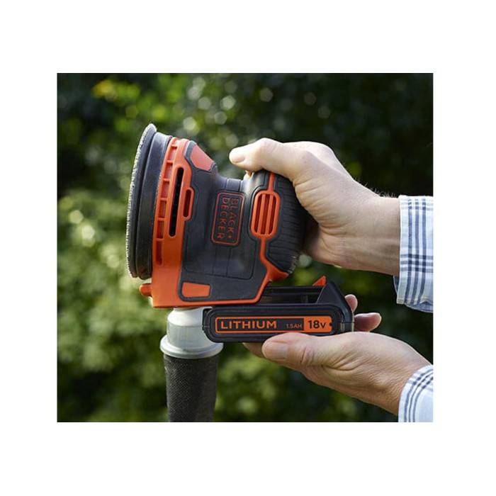 Эксцентриковая аккумуляторная шлифмашина Black+Decker BDCROS18 (18 В, 1,5 Ач)