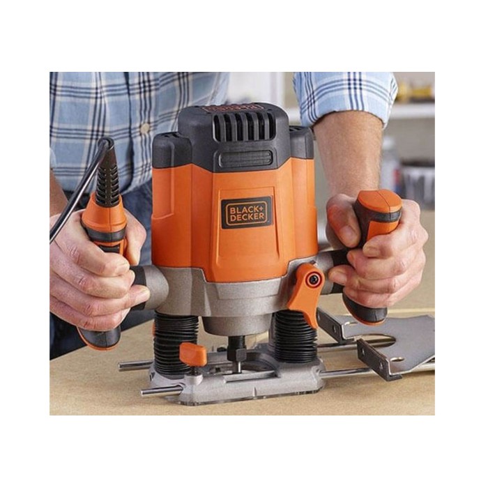 Фрезер Black+Decker KW1200E (1200 Вт, 6-8 мм)