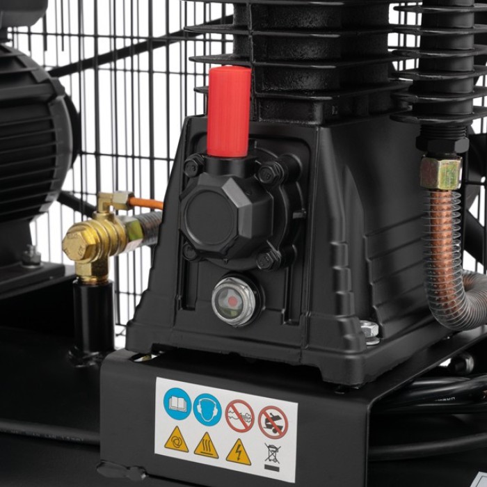 Компресор INTERTOOL PT-0012, 100 л, 1.8 кВт, 220 В, 10 атм, 250 л/хв