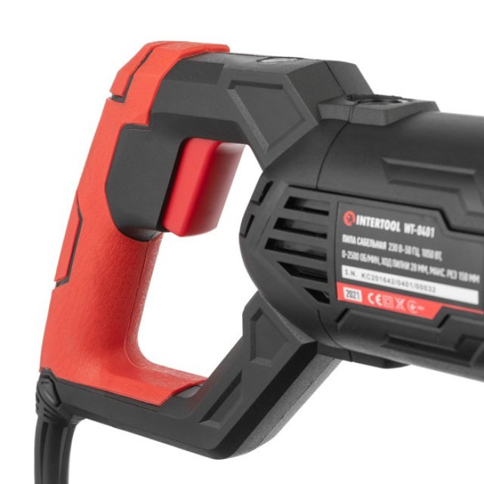 Пила шабельна INTERTOOL WT-0401, 1050 Вт, 0-2500 об/хв, хід пилки 28 мм, макс. різ 150 мм, кейс