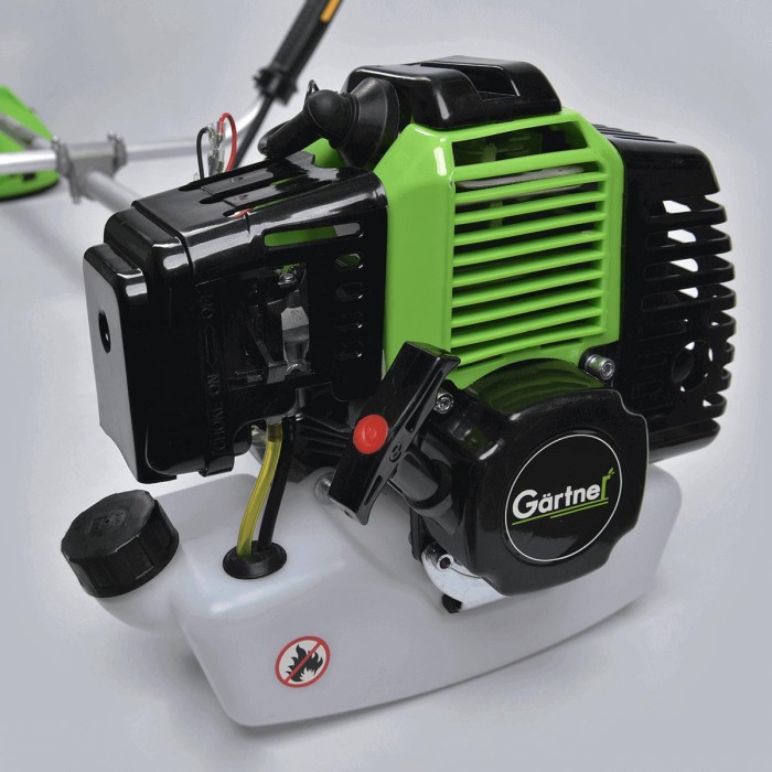 Бензиновий тример Gärtner BCG-2812, 2.8 кВт, 3.8 л. с., 52 см3, ширина скосу ліска/ніж 420/255 мм, бак 1.2 л.