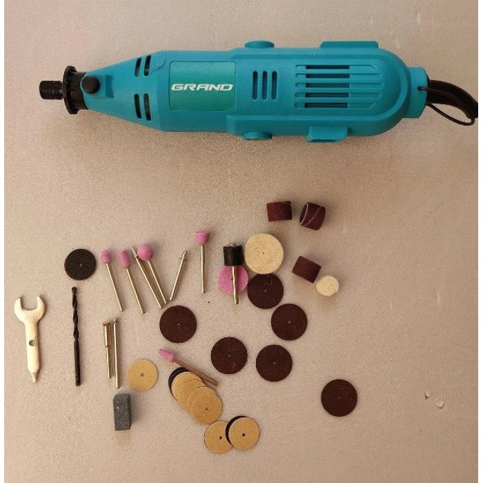 Гравер Grand МГ-570/40, 570 Вт, 8000-32500 об/хв, цанга 1.0-3.2 мм, комплект насадок, коробка Гравер Grand МГ-570/40, 570 Вт, 8000-32500 об/хв, цанга 1.0-3.2 мм, комплект насадок, коробка