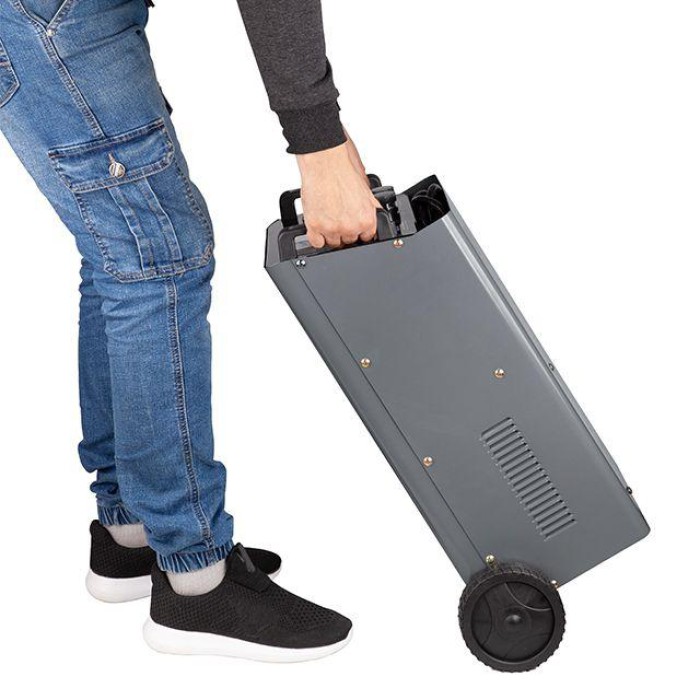 Автомобільний зарядний пристрій для АКБ INTERTOOL AT-3016 Автомобільний зарядний пристрій для АКБ INTERTOOL AT-3016