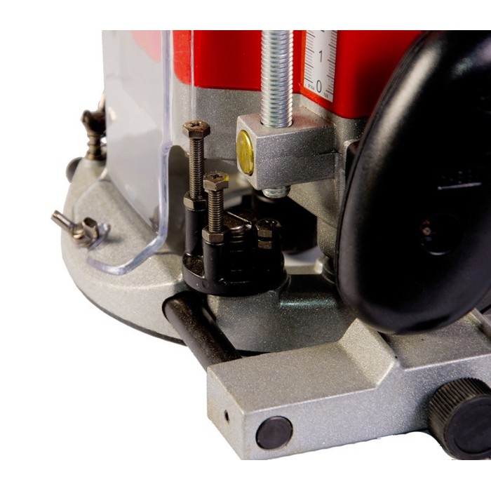 Фрезерная машина MPT MRU1205 PROFI, 1800 Вт, 23000 об/мин, цанга 6-12 мм, ход фрезы 50 мм, аксесс. 9 шт.