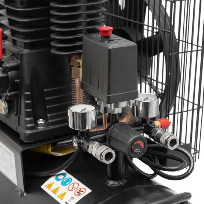 Компресор INTERTOOL PT-0011, 50 л, 1.8 кВт, 220 В, 8 атм, 233 л/хв