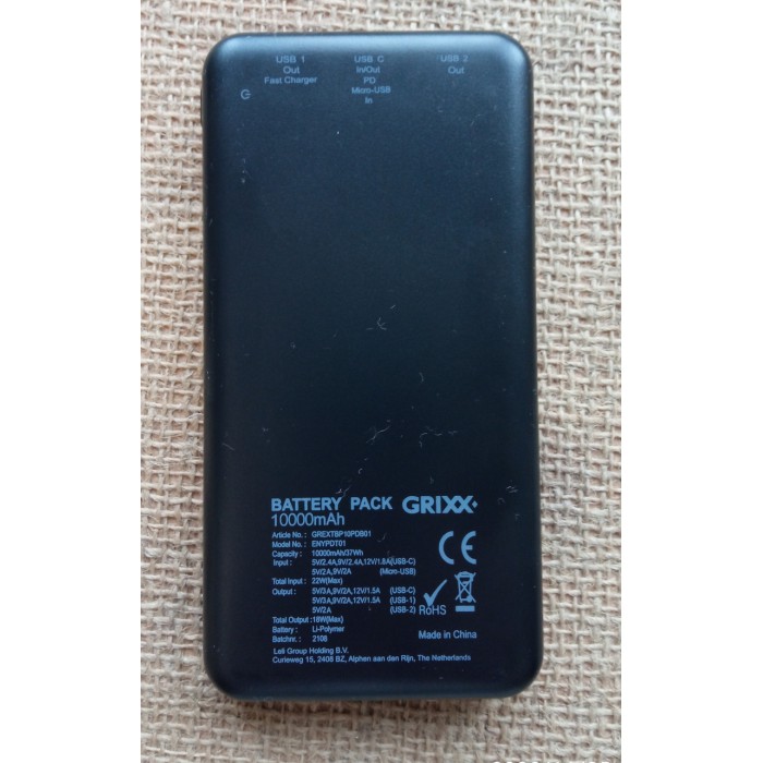 Повербанк GRIXX 10000 mAh, 2 USB входи, USB-C, Micro-USB, швидк. зарядка, кабель USB-USB-C в комплекті, чорний