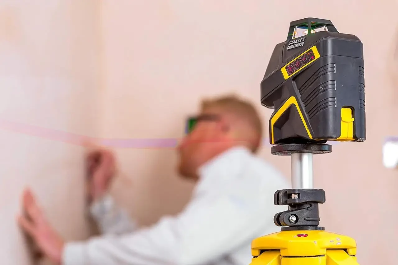 Нівелір лазерний лінійний червоний STANLEY 