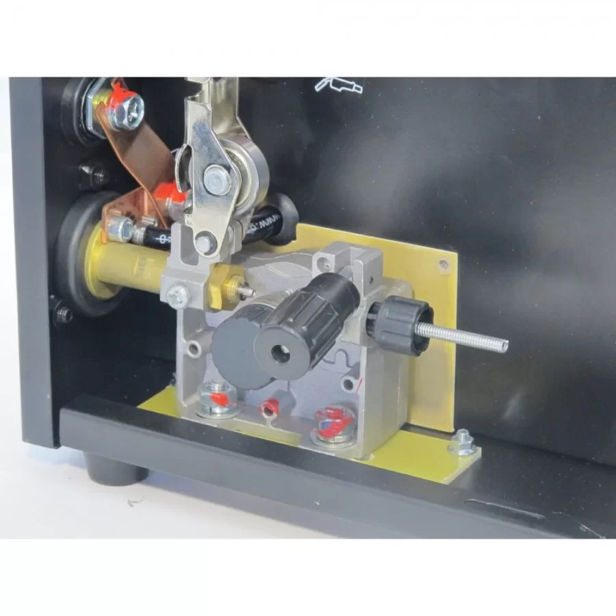 Зварювальний напівавтомат 2 в 1 Edon MIG 280, 7.5 кВт, зварювальний струм 30-280 А, діаметр дроту 0.6-1.0 Зварювальний напівавтомат 2 в 1 Edon MIG 280, 7.5 кВт, зварювальний струм 30-280 А, діаметр дроту 0.6-1.0