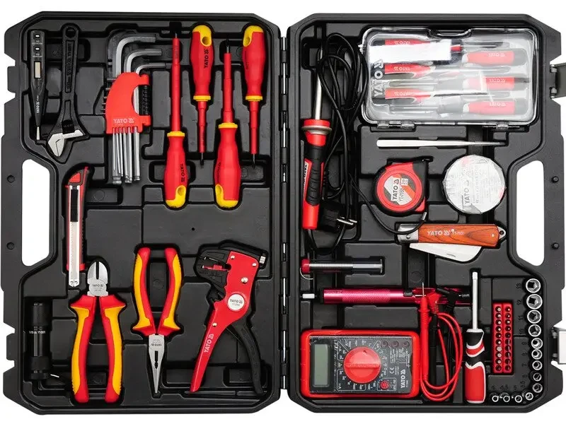 Набір інструментів для електрика YATO YT-39009, 68 елементів